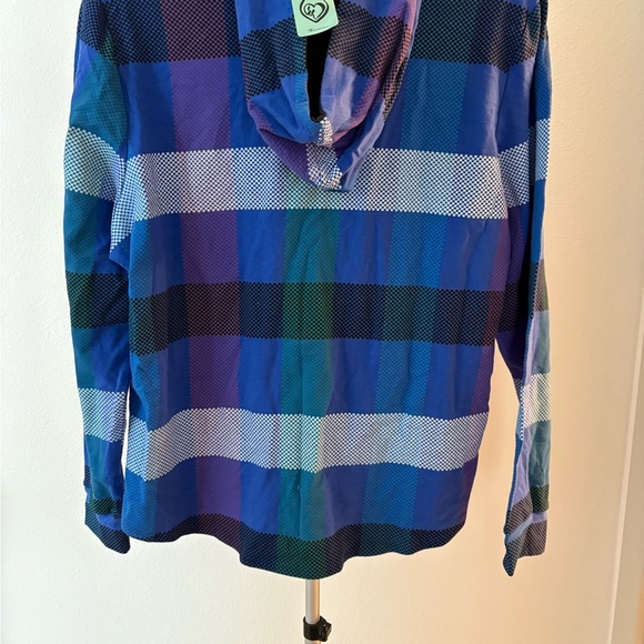 NWT Plus Size Torrid Western Blue Plaid Hooded Long Sleeve Size 2x - Picture 3 of 7